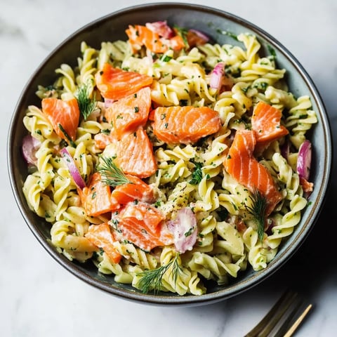 Easy Smoked Salmon Pasta Salad Recipe