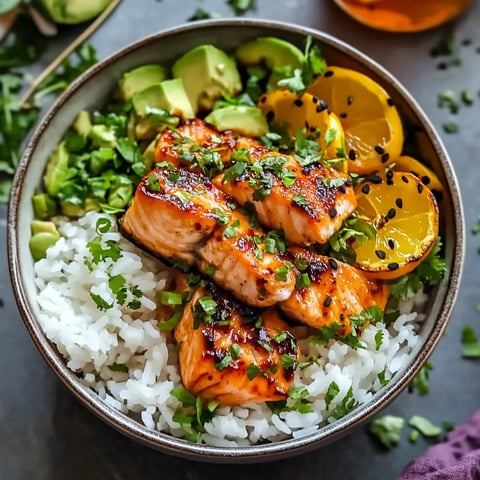 Healthy Sweet Chili Salmon Bowl Recipe